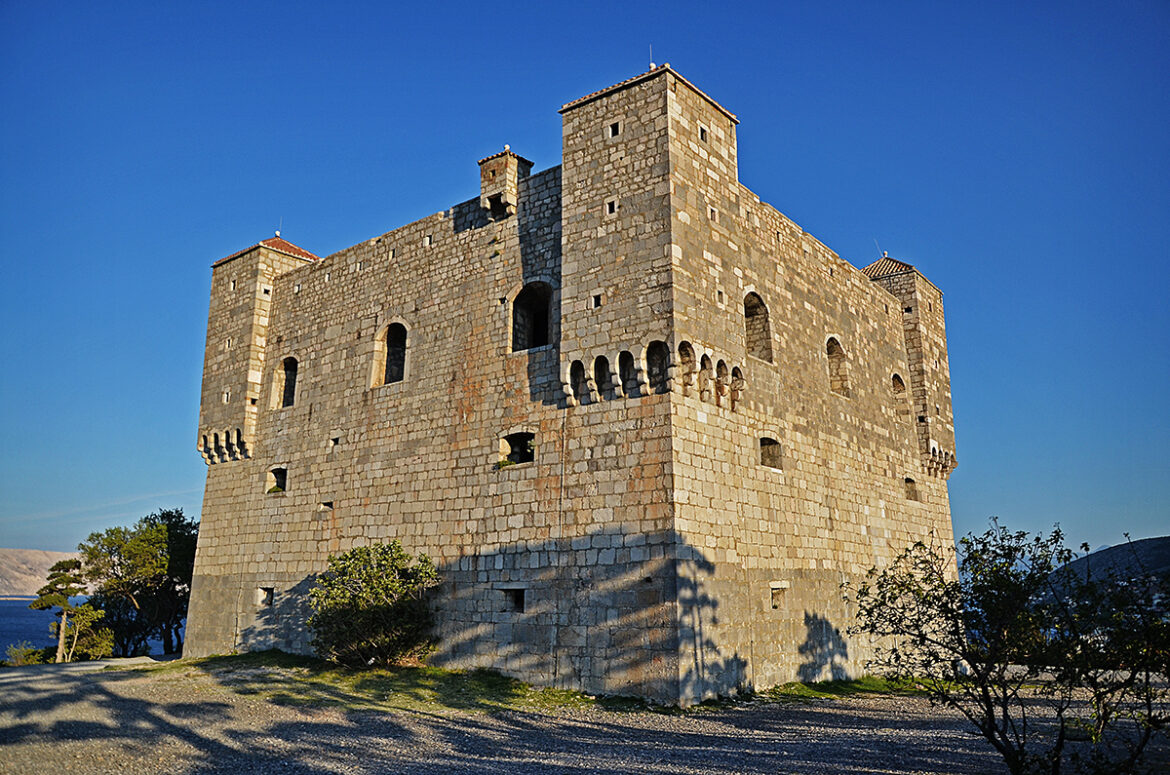 Fortress_Nehaj
