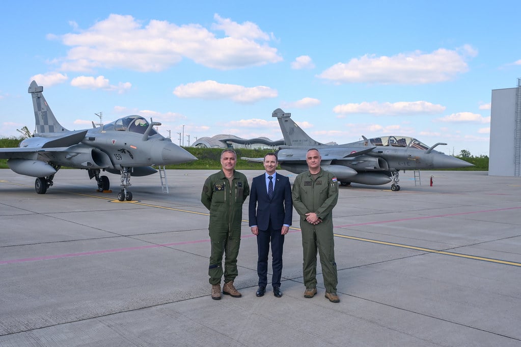 Kroatische Kampfjets tanken zum ersten Mal in der Luft über Kroatien auf 9 Kroatien Nachrichten Bild 3