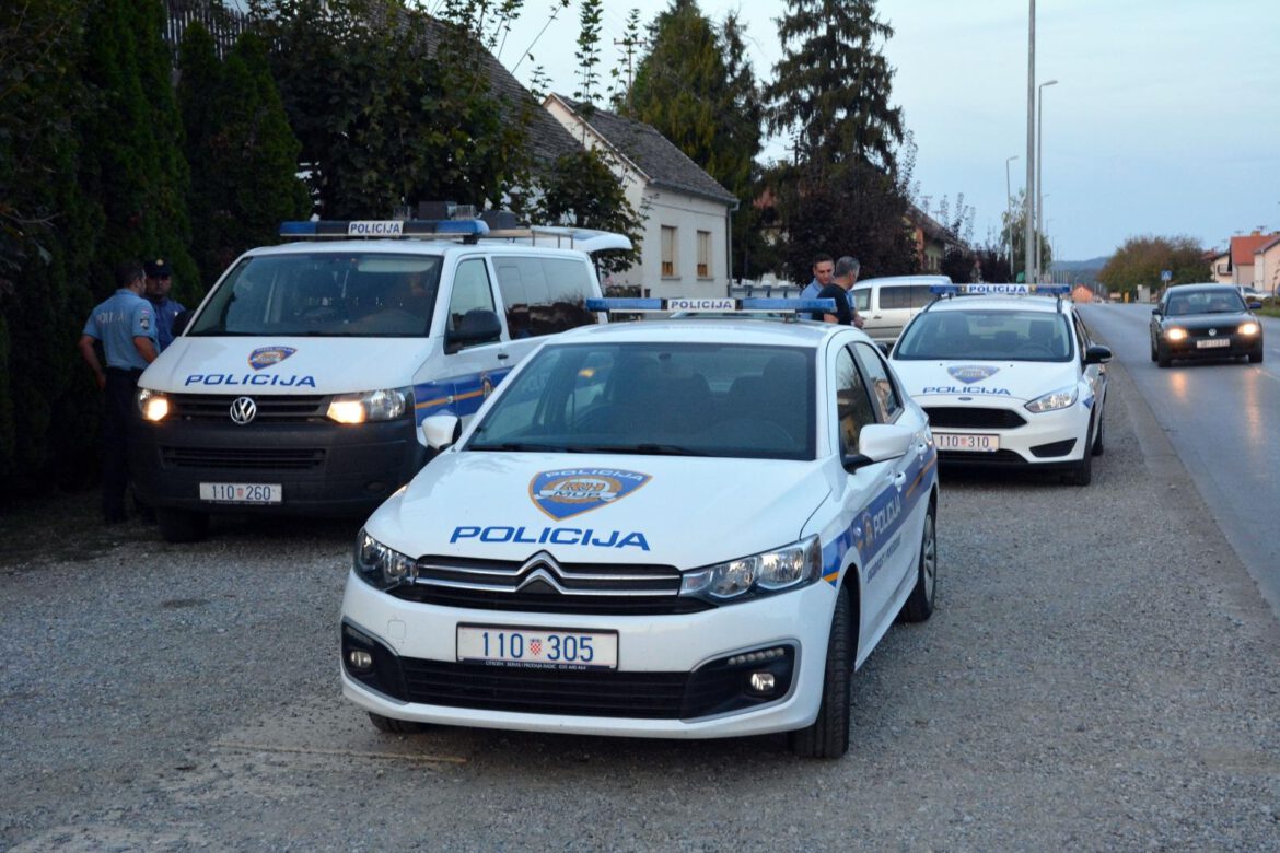 Stari Slatinik: Policijsko vozilo naletjelo na dijete