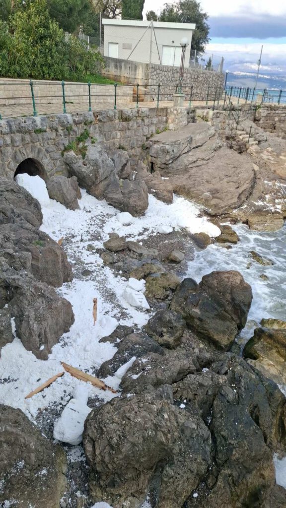Nach Sturm: Styropor hat die gesamte Riviera von Opatija verschmutzt! 6 Kroatien Nachrichten Bild 2