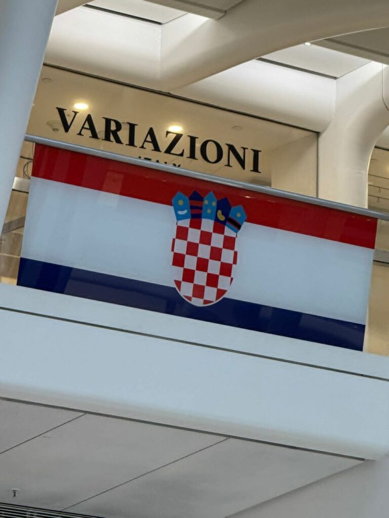 Amerikaner haben mitten in der Stadt New-York die kroatische Flagge beschädigt 7 Kroatien Nachrichten Bild 4 4